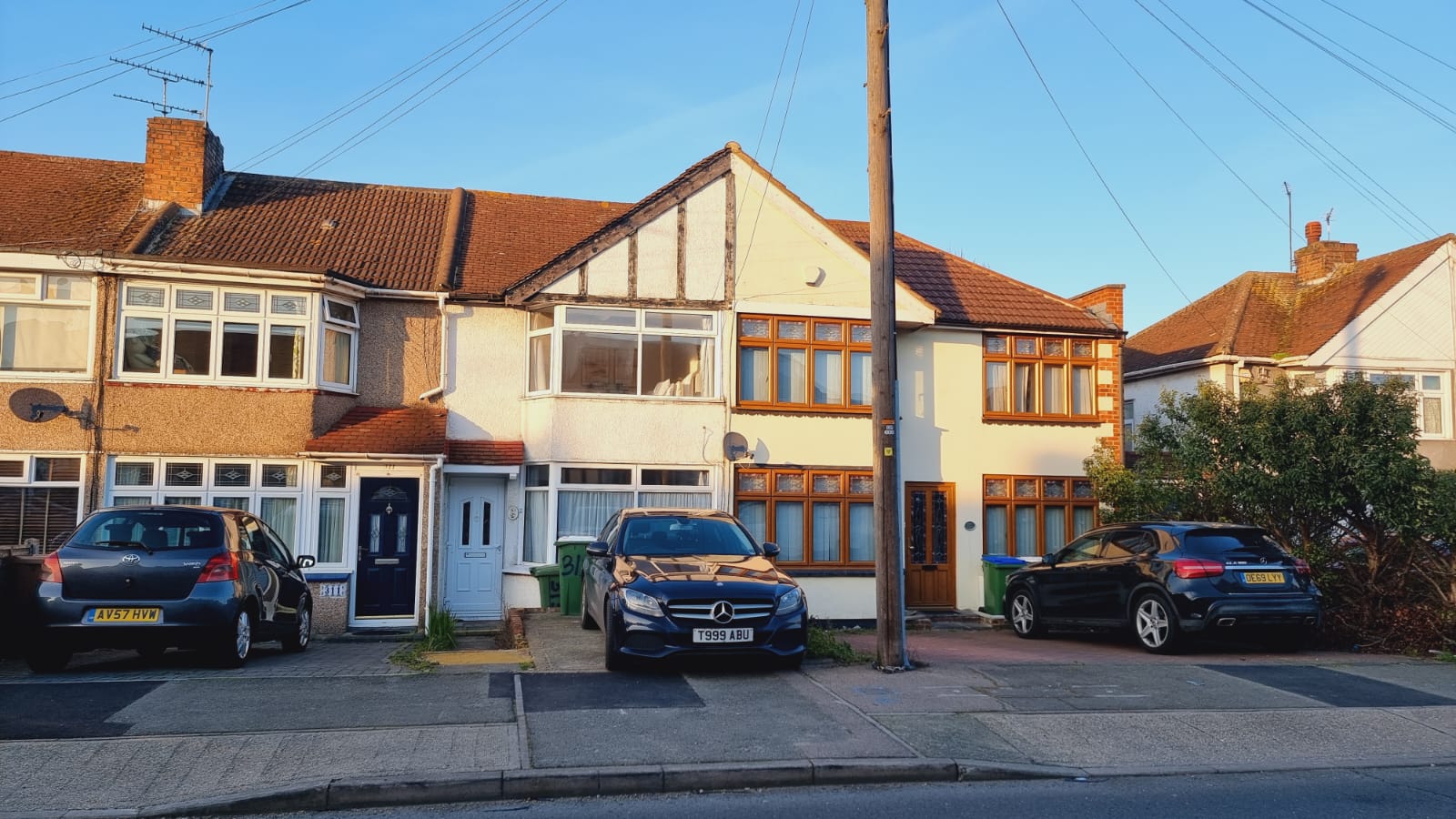  313 Parkside Avenue Greater London England DA7 6NS